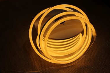 Фотография товара 'Flesi LNH-FX-2W-0.5-3FT-35M-240V-WW Светодиодный неон'