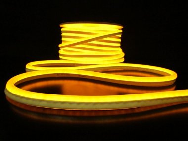 Фотография товара 'Flesi LNB-FX-2W-1.5CM-5FT-35M-240V-Y Светодиодный неон'