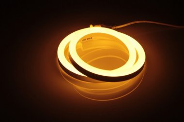 Фотография товара 'Flesi LN-FX-FCB-3528-2W-50M-240V-Y Светодиодный неон'