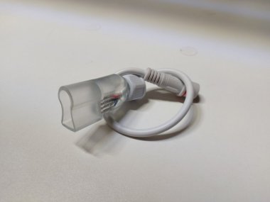 Фотография товара 'Flesi LM-220V-5050-60P-big size-RGB Переходник для неона'