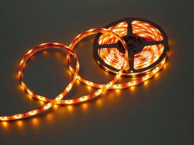 Фотография товара 'Flesi Герметичная гибкая лента IP67 FLEX-SWP5150В-Y 12V,IP67,30 SMD5050, 00751'