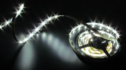 Фотография товара 'Flesi Открытая гибкая лента IP20 (без защиты) с клеевым скотчем 3М FLEX-SS5150В-W IP20,12V,30 SMD5050, 00708'