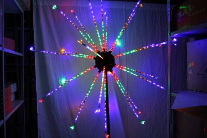 Фотография товара 'Flesi Светодиодный мини-фейерверк LED-EM-003-24V-I-02-М, НА П2 с дистанционным пультом управления, 00775'