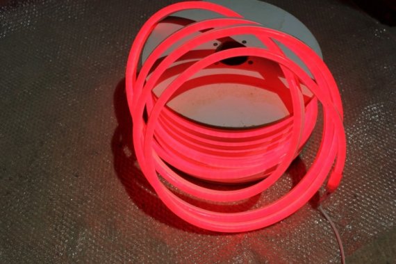 Фотография товара 'Flesi LN(C)H-FX-2W-0.5-5FT-50M-240V-R Светодиодный неон'