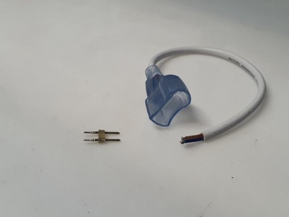 Фотография товара 'Flesi LM-24V-2835-120P Силовой шнур для подключения неона'